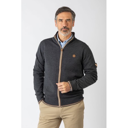 CHAQUETA DE PUNTO CON CREMALLERA