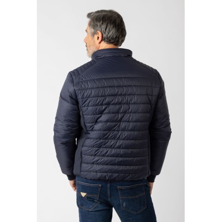 CHAQUETA BÁSICO CON DISEÑO GUATEADO
